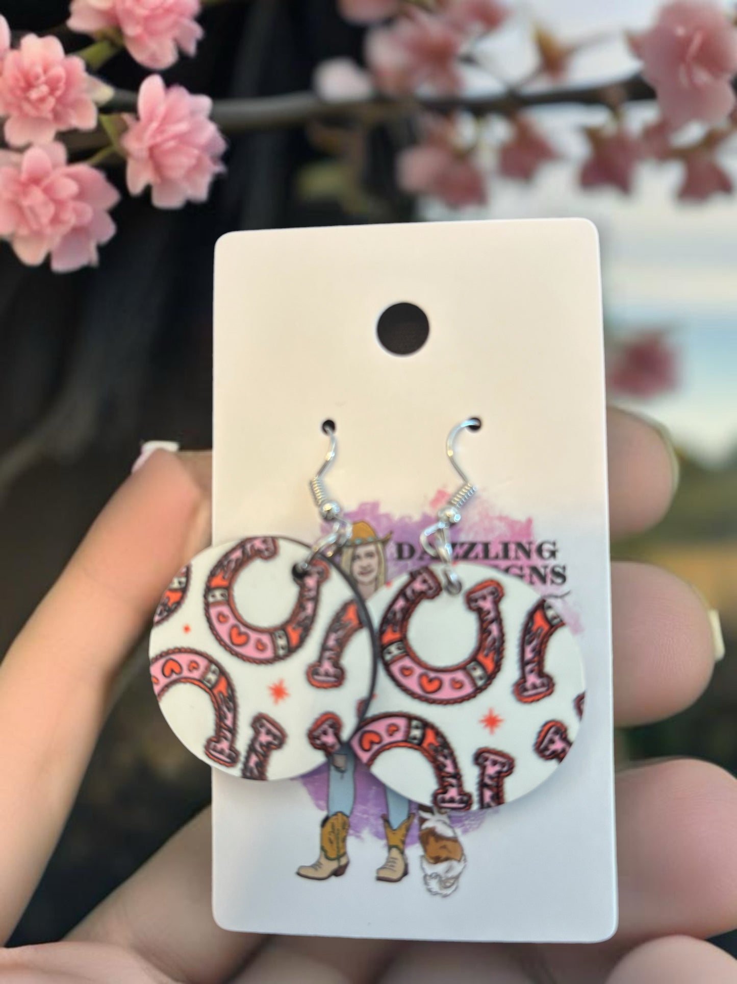 V-day horseshoe